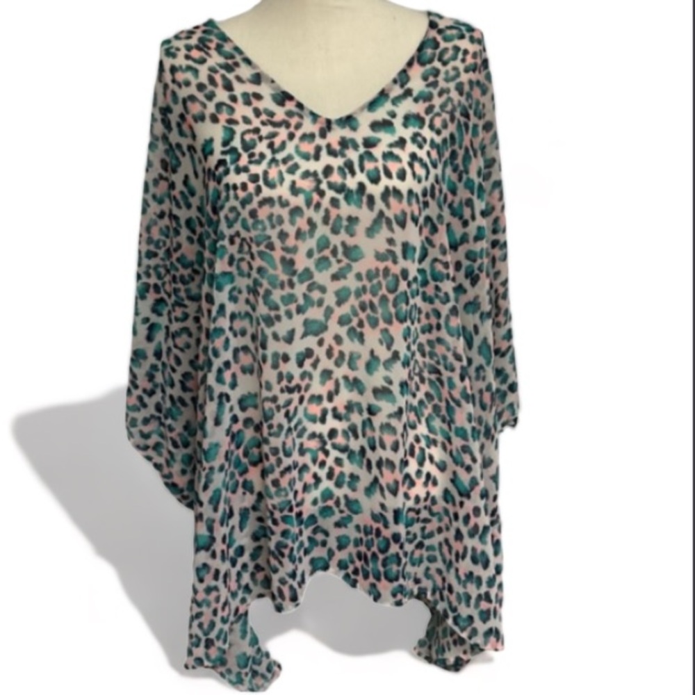 Kimono Pastel Leopard Print Sheer V-Neck Ladies Blouse Size Large GUC